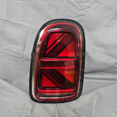 mini cooper rear tail light assembly – 