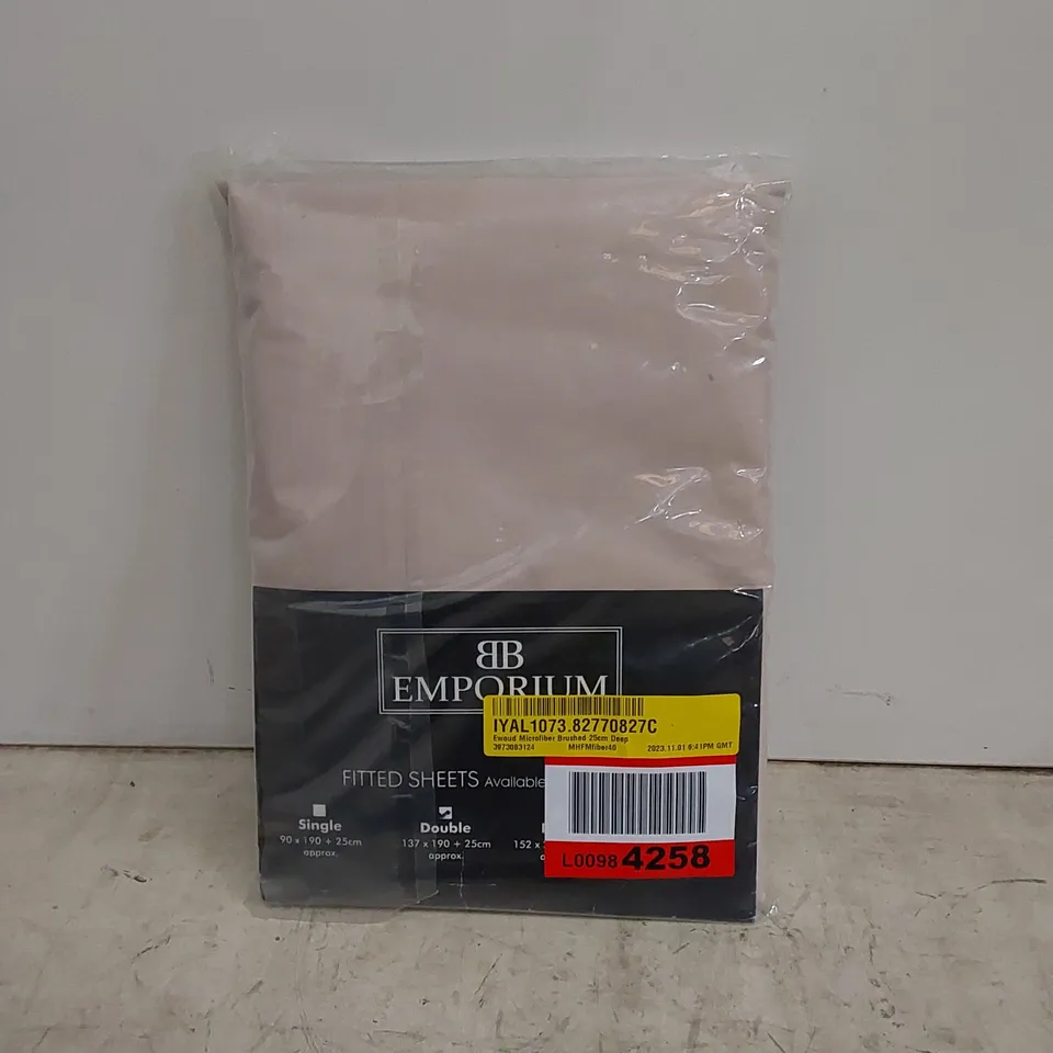 BAGGED EWOUD MICROFIBER BRUSHED 25cm DEEP FITTED BED SHEET // SIZE: DOUBLE