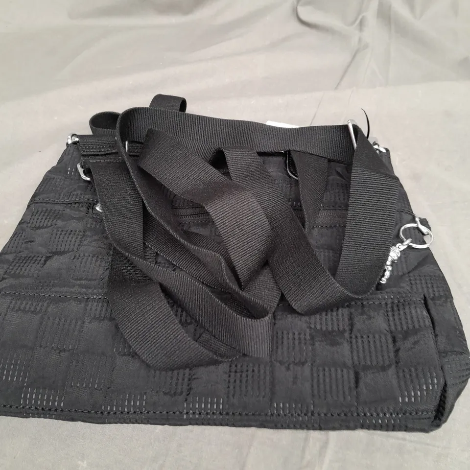 KIPLING HANDBAG IN BLACK 