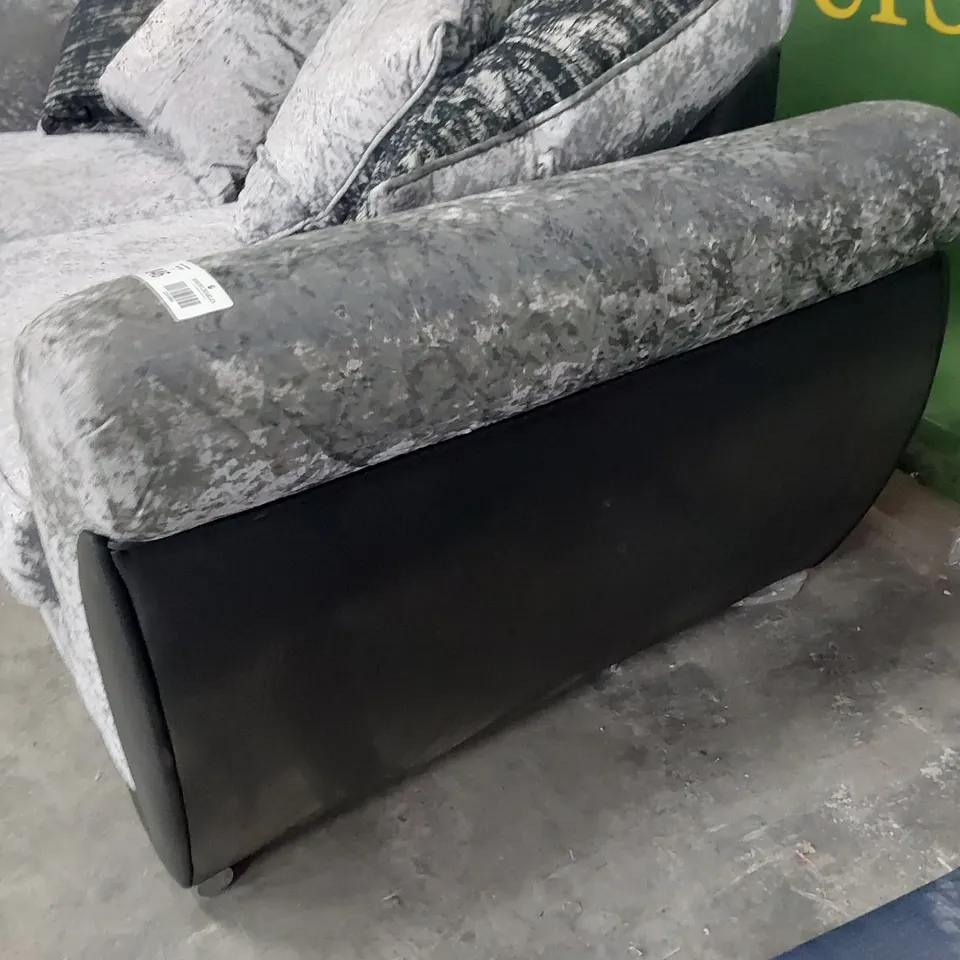 DESIGNER THREE SEATER SOFA SILVER VELVET & BLACK FAUX LEATHER WITH SCATTER CUSHIONS 