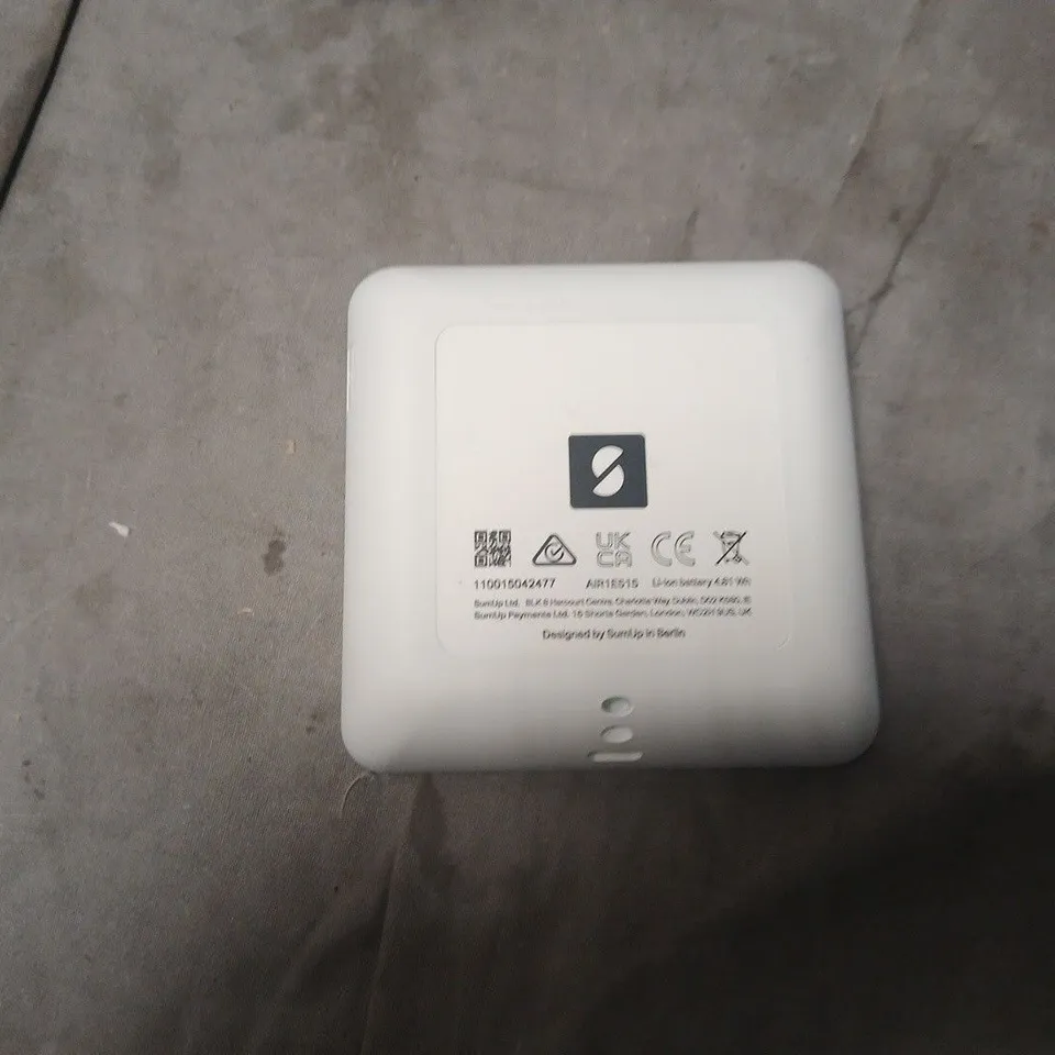 SUMUP AIR MOBILE CARD TERMINAL IN WHITE