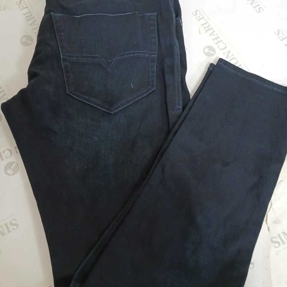 DIESEL INDUSTRY BLUE DENIM JEANS W36-L32
