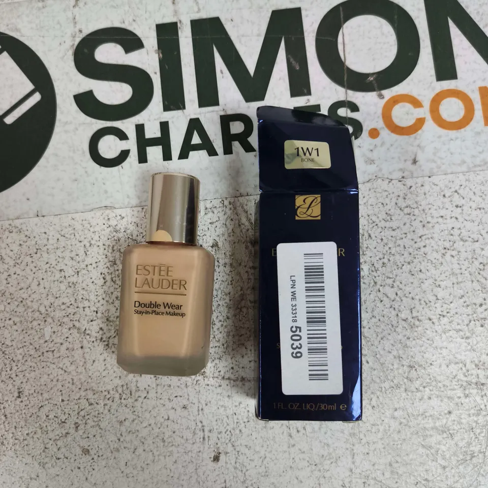 ESTÉE LAUDER DOUBLE WEAR STAY-IN-PLACE MAKEUP FOUNDATION – SHADE 1W1 BONE