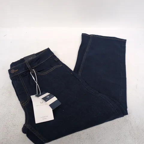 CREW CLOTHING COMPANY JEANS – STRAIGHT FIT, DARK WASH, UK 12 SHORT (12S)