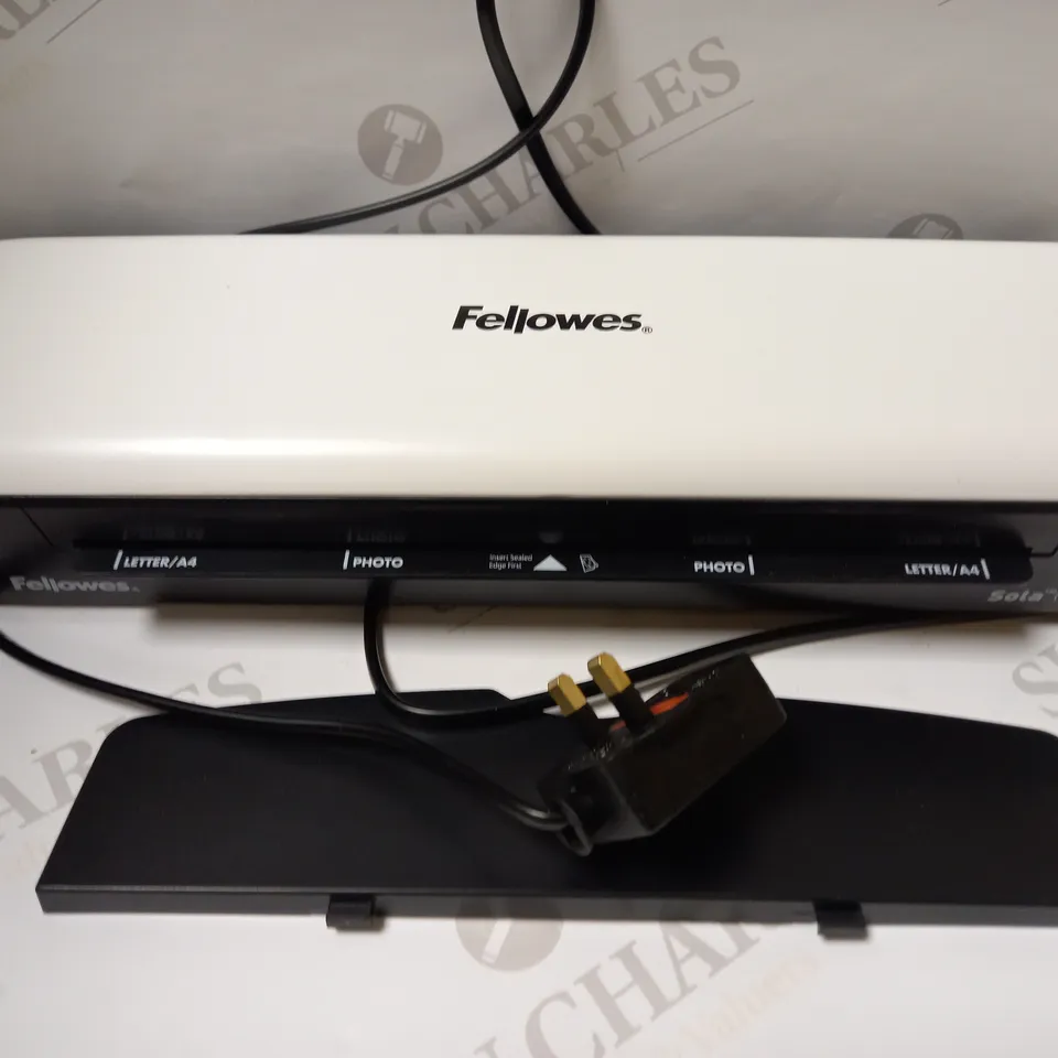 FELLOWES SOLA A4 LAMINATOR MACHINE