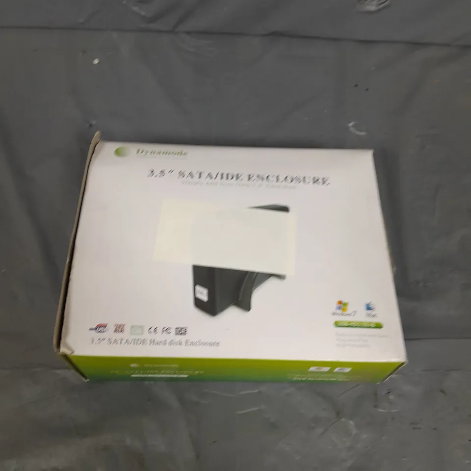 BOX OF APPROX 15 3.5" SATA/IDE ENCLOSURE