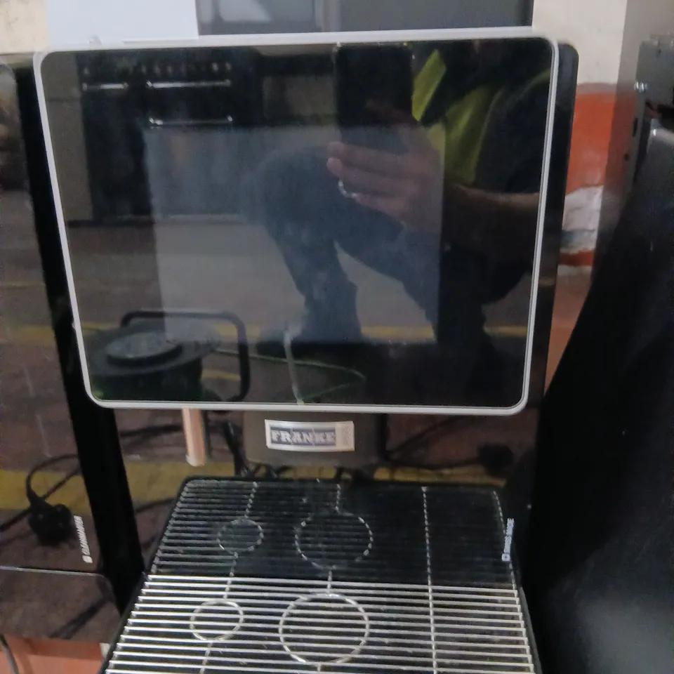 FRANKE A600 ESPRESSO COFFEE MACHINE – BLACK, DUAL GROUP AND CLEANMASTER