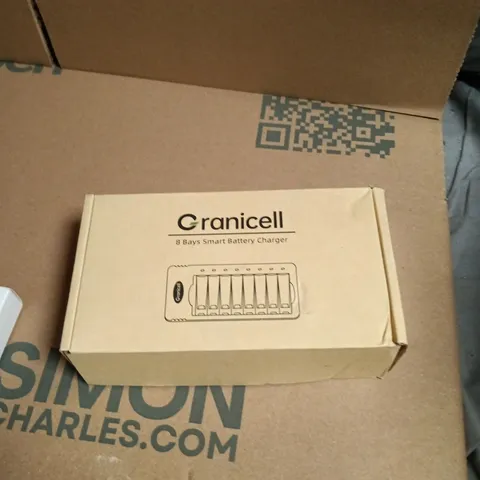 APPROXIMATELY 10 ASSORTED ELECTRICAL ITEMS INCLUDING GRANICELL BATTERY CHARGER , OXI PRO INFRARED THERMOMETRE AND CARBON MONOXIDE ALARM 