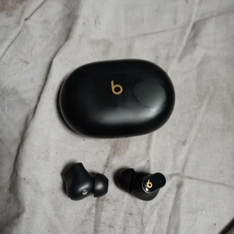 BEATS STUDIO BUDS+ WIRELESS EARBUDS (BEATS) – BLACK