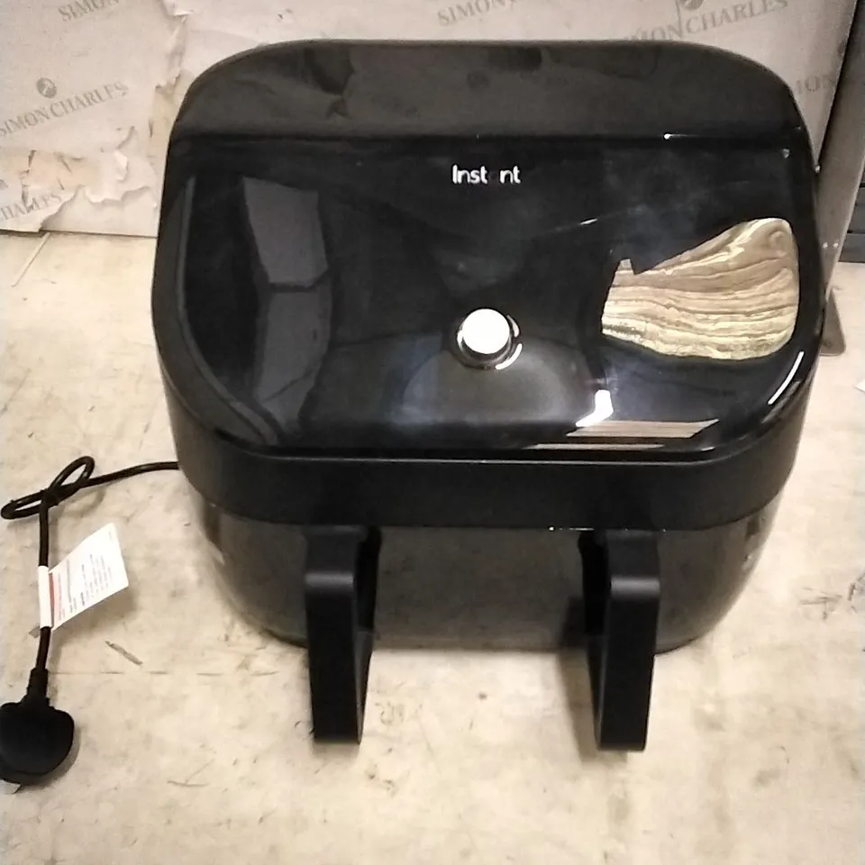 INSTANT VORTEX PLUS VERSAZONE AIR FRYER 8.5L