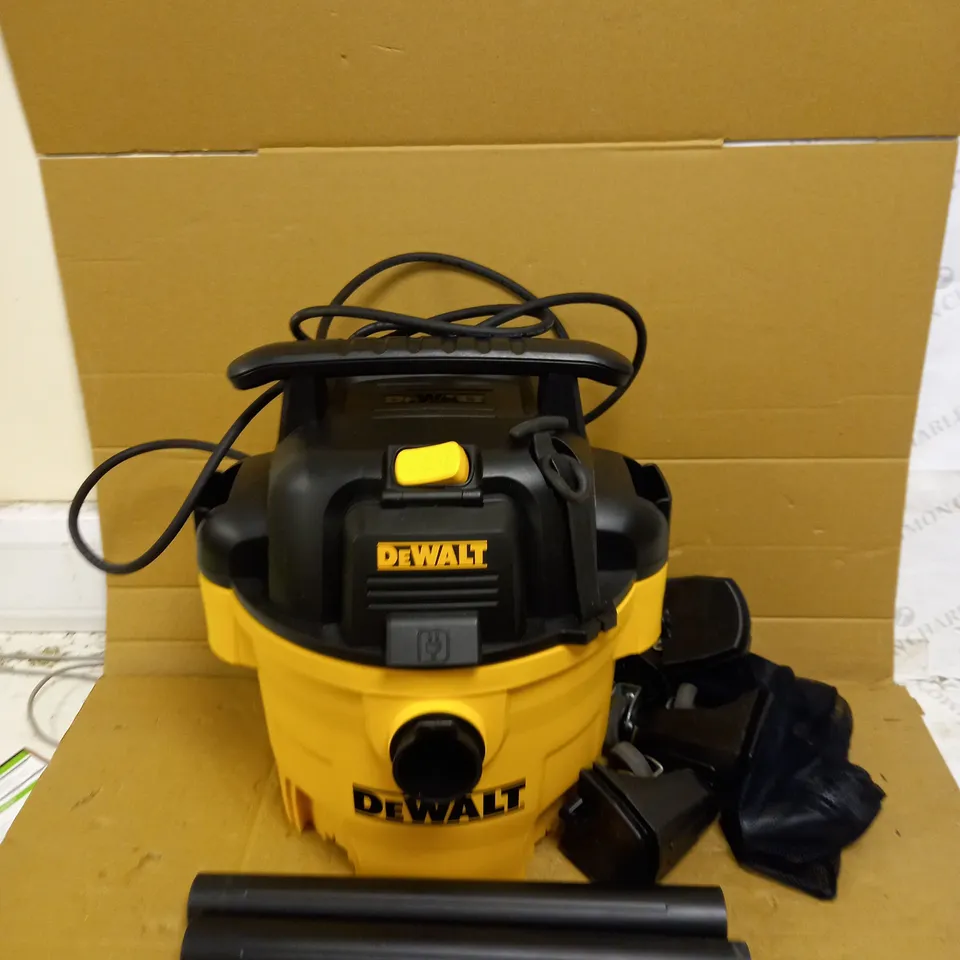 DEWALT DXV23PTA 23L WET/DRY VAC (POWER TAKE OFF), 1150 W, 230 V, YELLOW/BLACK
