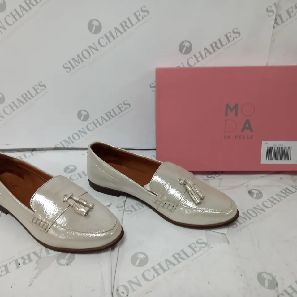 MODA IN PELLE BOXED FORINA ROSE GOLD SIZE 7