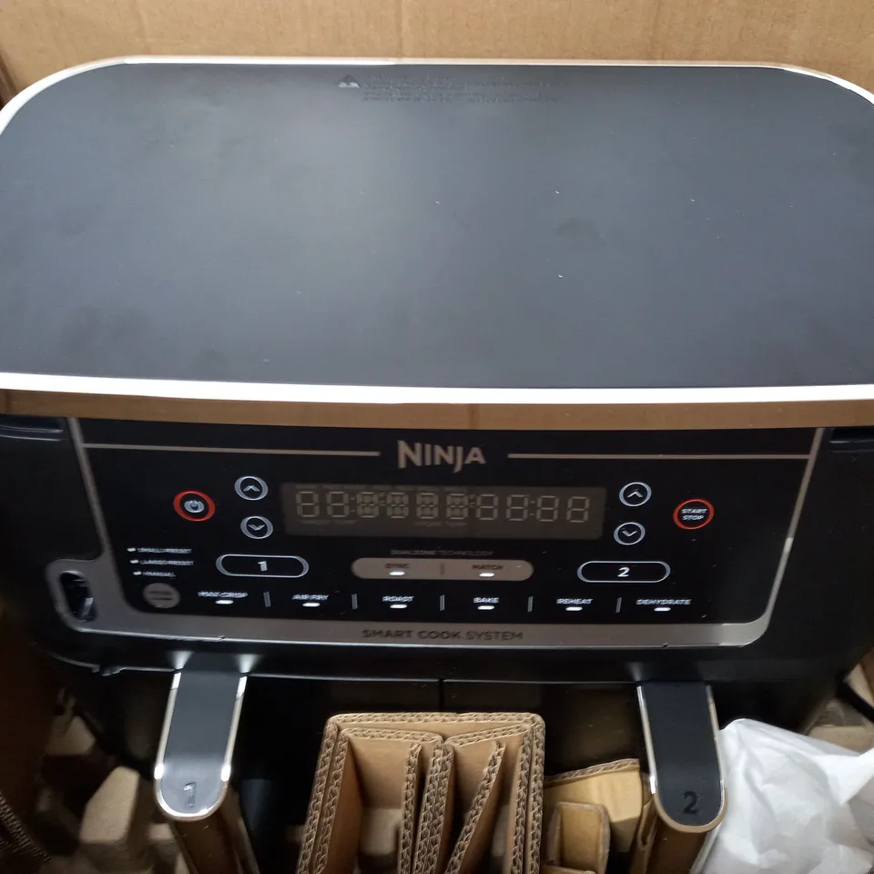 BOXED NINJA FOODI MAX DUAL ZONE 9.5L AIR FRYER AF451UK