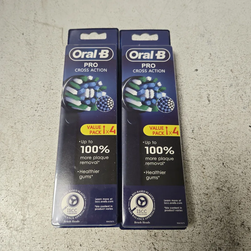 2 X ORAL-B PRO CROSS ACTION TOOTHBRUSH HEADS - BLACK - 4 PACK
