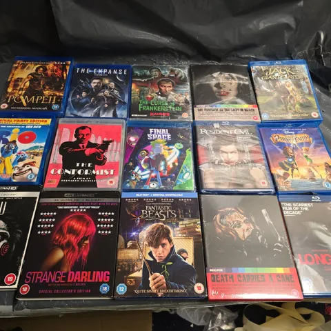 APPROXIMATELY 21 ASSORTED BLU-RAY & DVDS TO INCLUDE; JACK THE GIANT SLAYER, THE CURSE OF FRANKENSTEIN, POMPEII, RIO, FINAL SPACE AND SAW