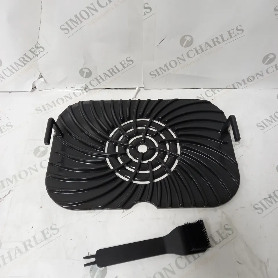 BOXED NINJA FOODI MAX HEATH GRILL & AIR FRYER