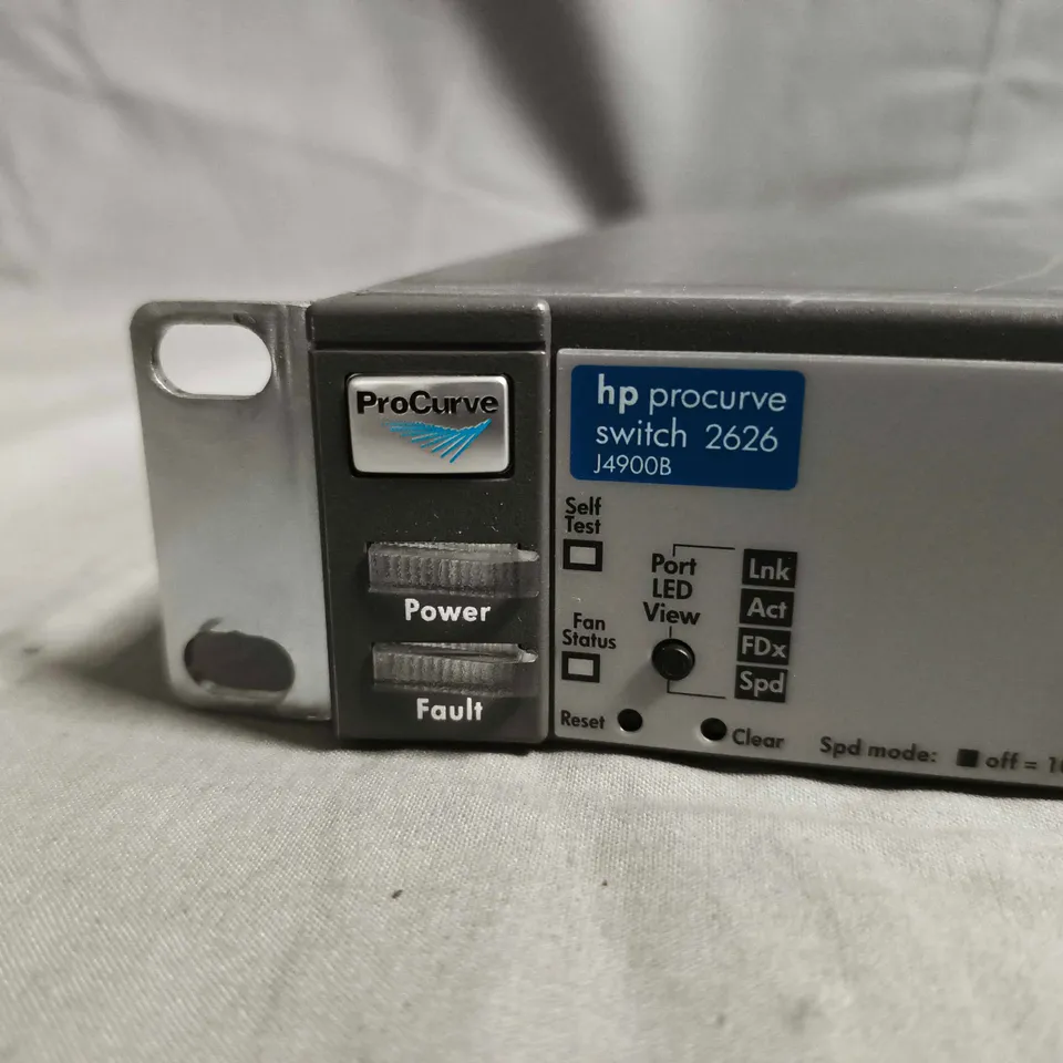 HP PROCURVE 2626 ETHERNET SWITCH (J4900B)