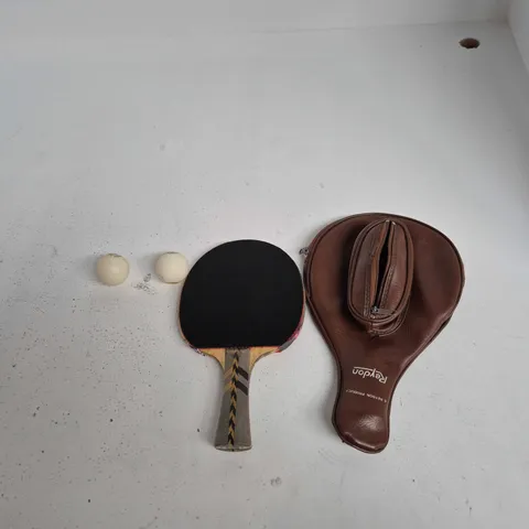 TIBHAR EVOLUTION MX-P TABLE TENNIS PADDLE WITH BROWN LEATHER CASE AND 2 BALLS