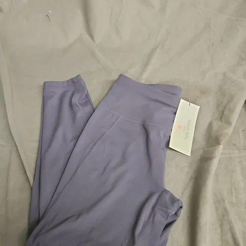 SWEAT BETTY WOMEN'S LAVENDER LEGGINGS SIZE M