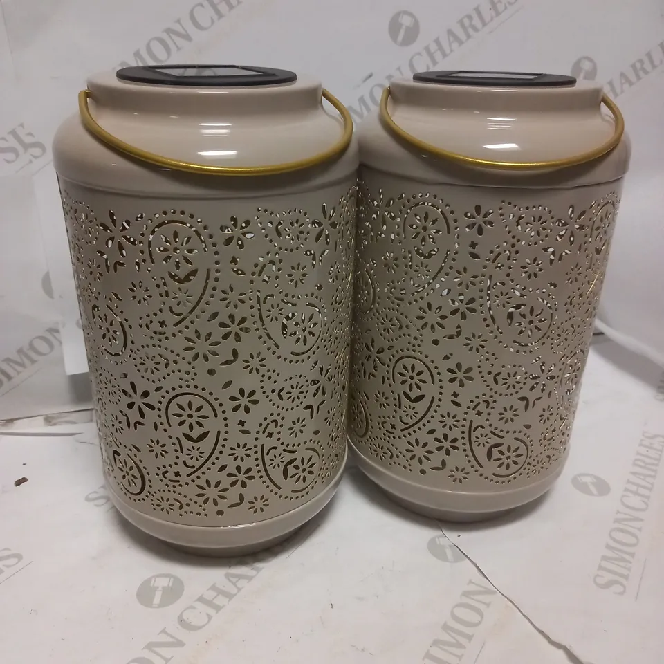 GARDEN REFLECTIONS SET OF 2 PATTERNED SOLAR LANTERNS, PAISLEY