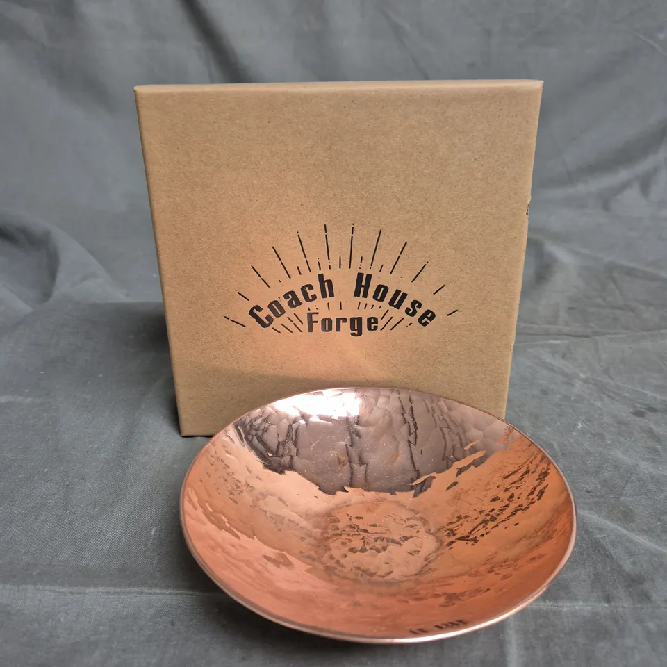 COACH HOUSE FORGE COPPER HAMMERED BOWL – DECORATIVE TABLEWARE