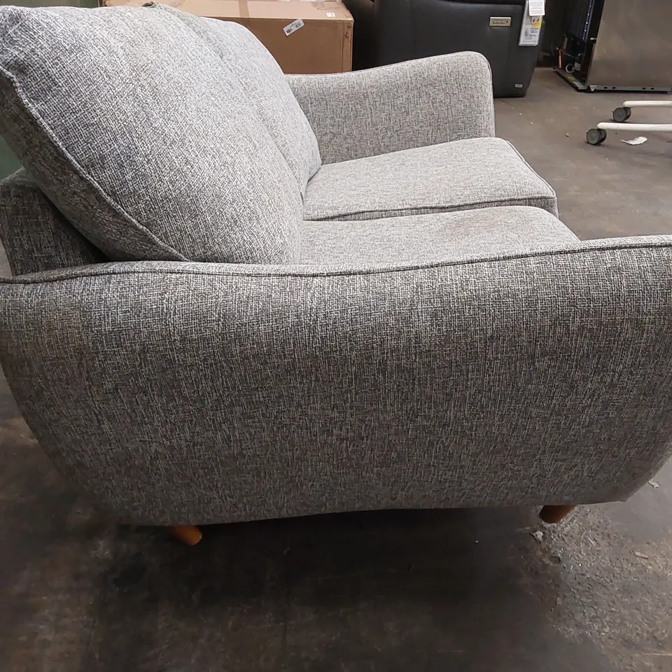 DESIGNER 2 SEATER LIGHT GREY FABRIC UPHOLSTERED SOFA 