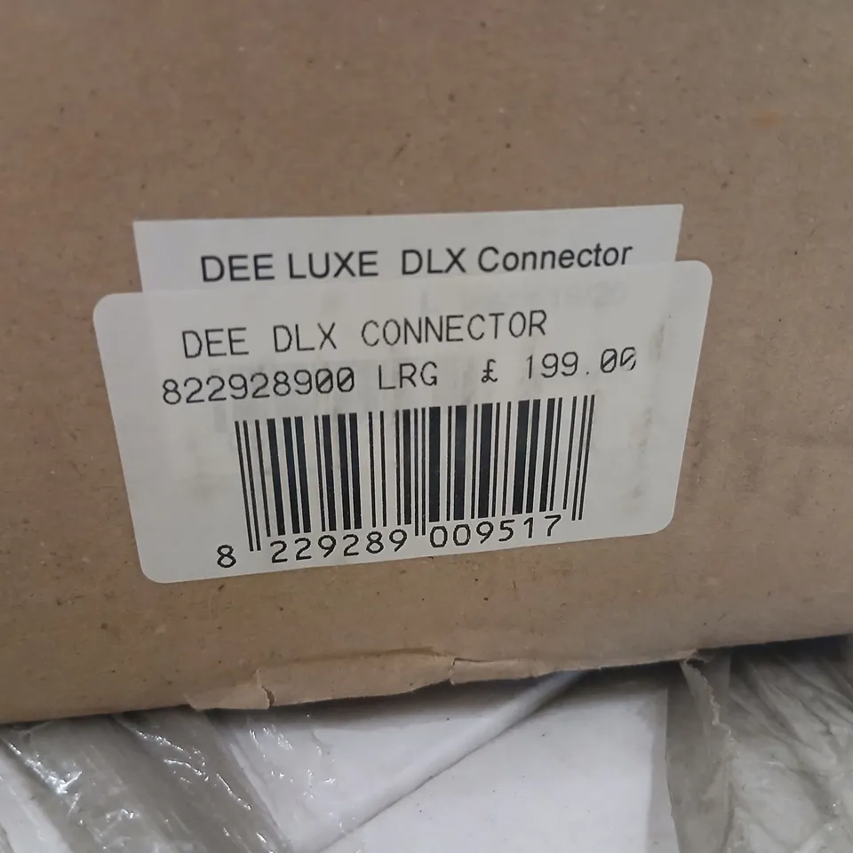 DEE DLX CONNECTOR – BOXED (2 PIECES)