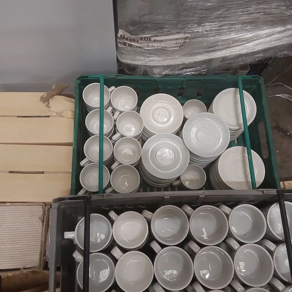 PALLET CONTAINING A VERY LARGE QUANTITY OF WHITE CUPS AND SAUCERS, WHITE SIDE PLATES, WHITE STACKING TEA CUPS AND WHITE SAUCERS