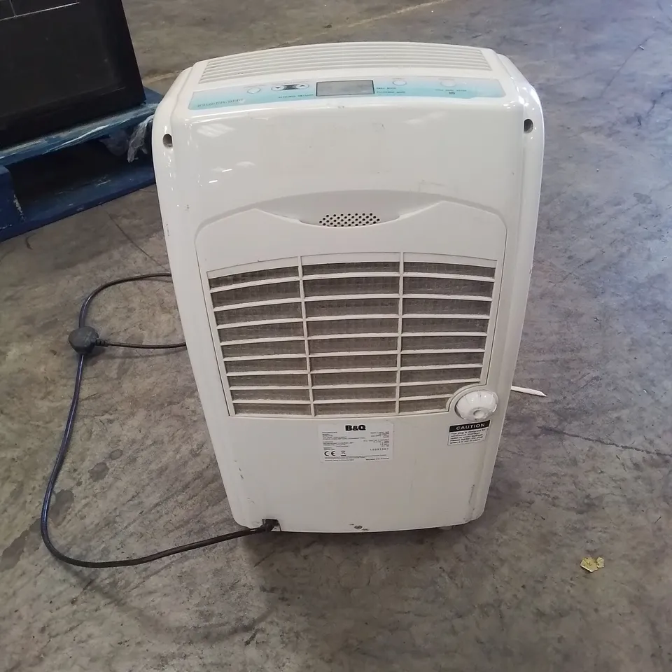 SLIMLINE COMPCT DEHUMIDIFIER 320W 16L A DAY WDH-716DF-16R