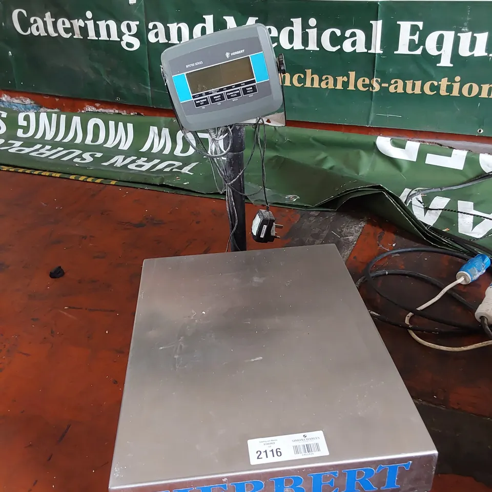 HERBERT DIGITAL SACK SCALES T31P ON TROLLEY 