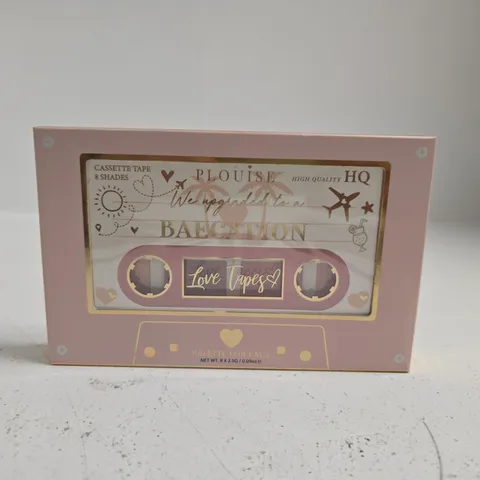 P LOUISE PALETTE FOR FACE – LOVE TAPES MAKE-UP PALETTE