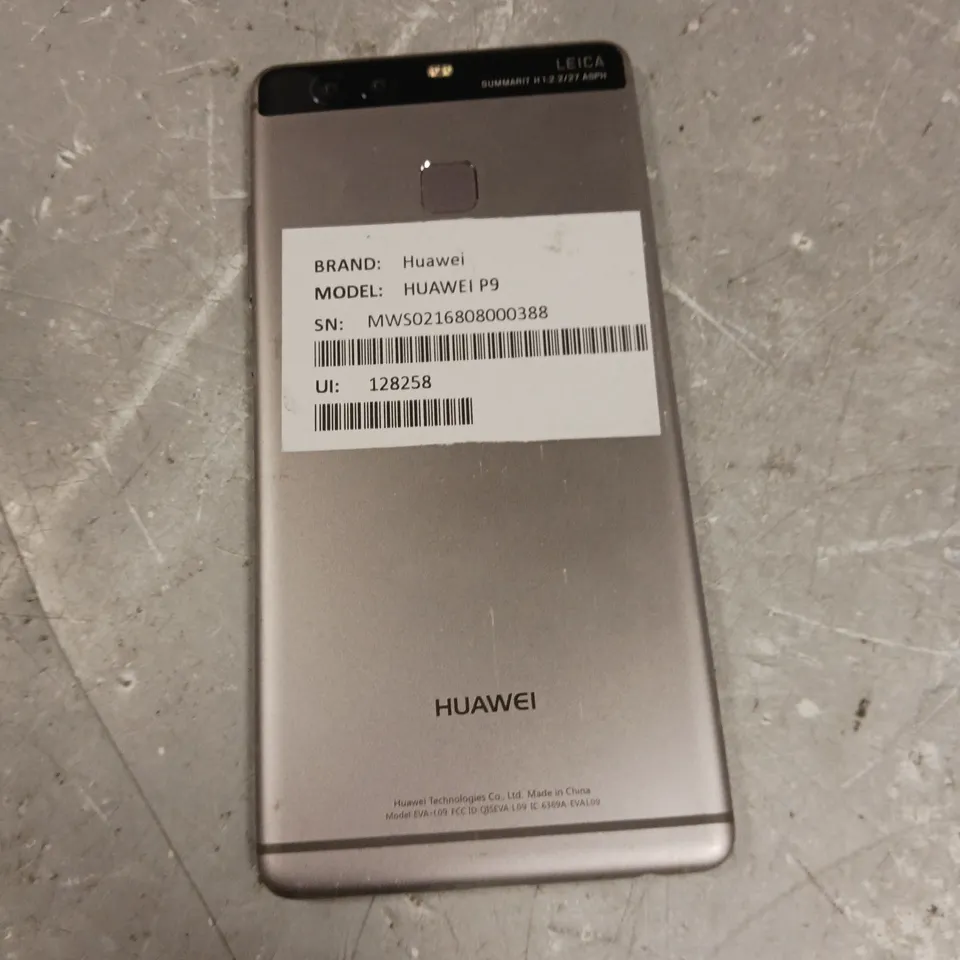 HUAWEI P9