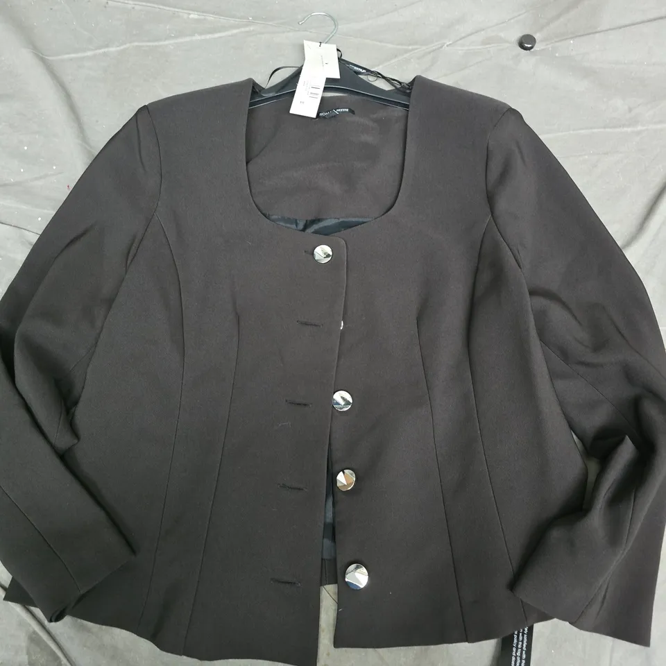 ROMAN PETITE SCOOP NECK JACKET IN BLACK - SIZE 18