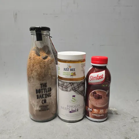 APPROXIMATELY 7 ASSORTED FOOD & DRINK ITEMS TO INCLUDE - JUST BEE , THE BOTTLED BAKING CO BROWNIE , SLIMFAST CHOCOLATE ETC