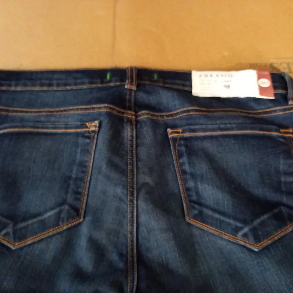 BRAND NEW J BRAND THE DEAL SLIM FIT LOW RISE JEANS - 30