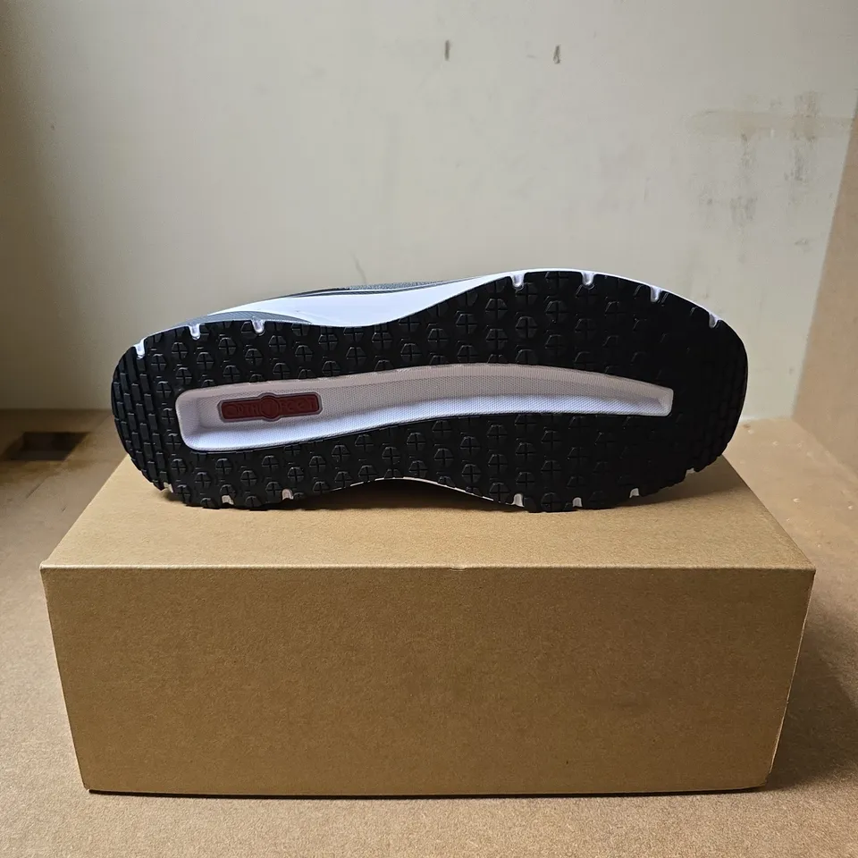 ORTHOFEET TILOS GRAY MEN’S WIDE RUNNING SHOES – 2E, UK9.5
