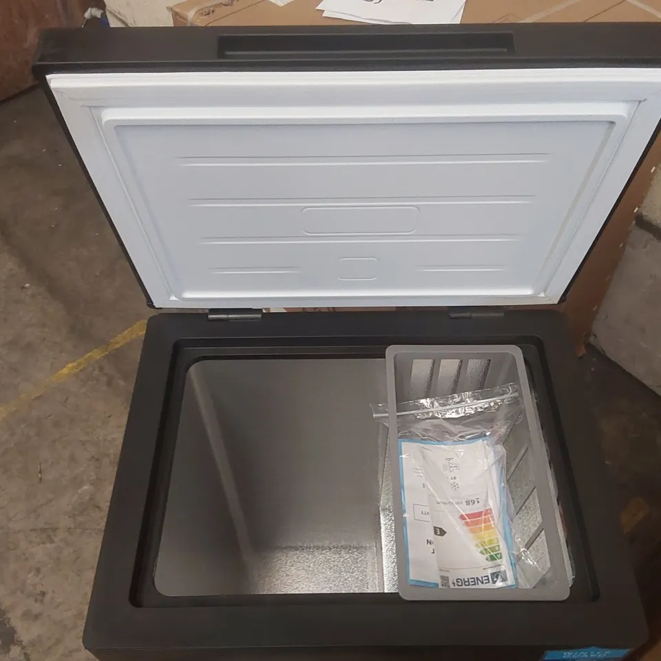 FRIDGEMASTER MCF100EB CHEST FREEZER