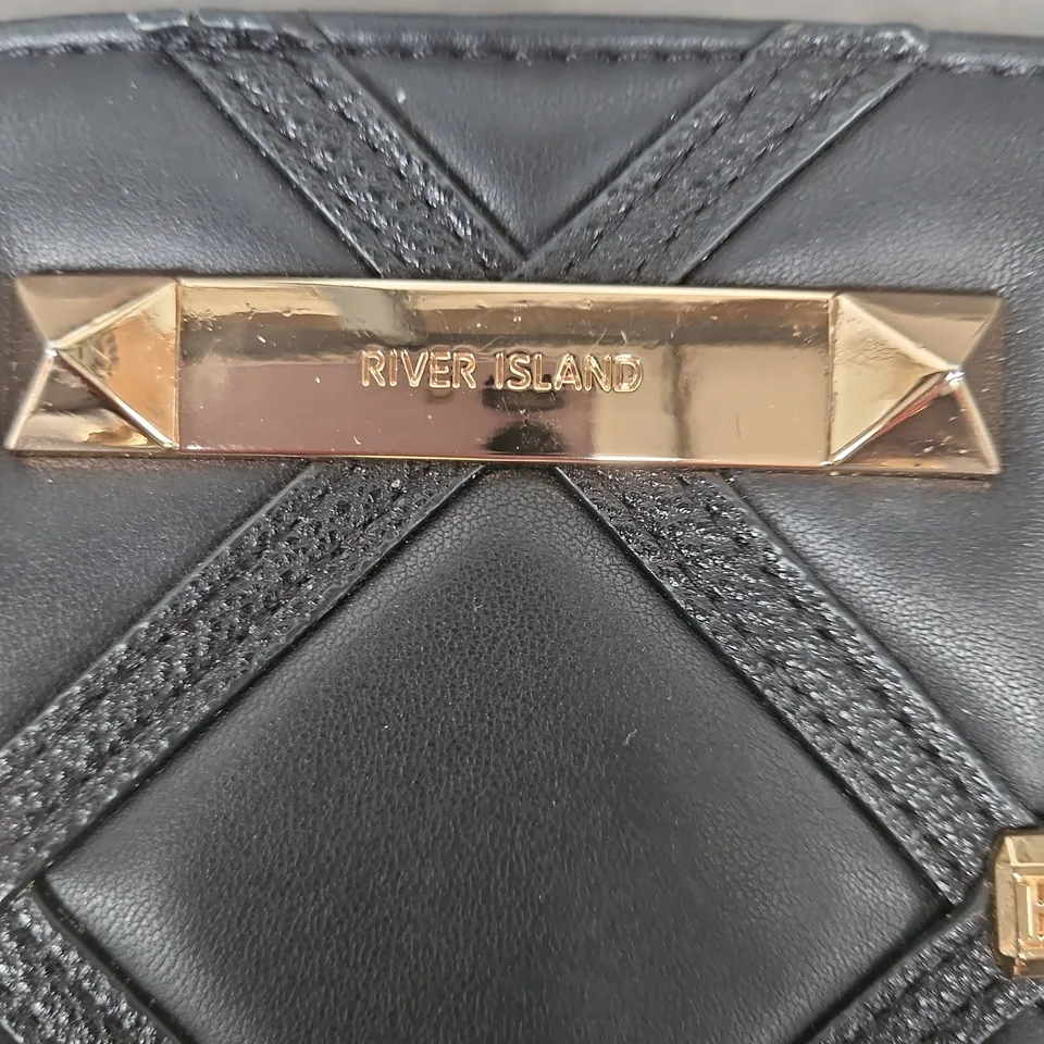 RIVER ISLAND BLACK QUILTED SHOULDER BAG 