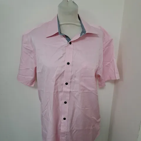 FLEX MENS LUXURY BUTTONED SHIRT SIZE M