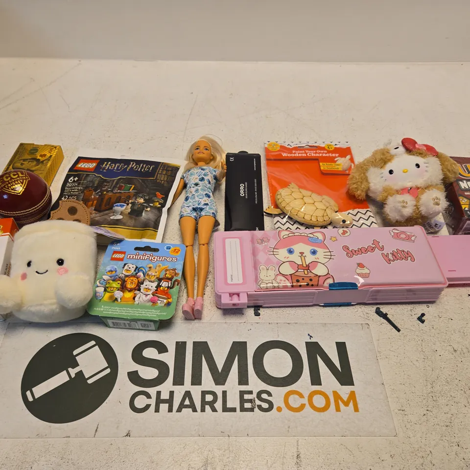 LARGE QUANTITY OF TOYS AND ACCESSORIES TO INCLUDE; UNO NO MERCY, LEGO MINIFIGURES, LEGO HARRY POTTER DUMBLEDORS OFFICE, FCCL CRICKET BALL AND PAINT YOUR OWN WOODEN CHARACTER
