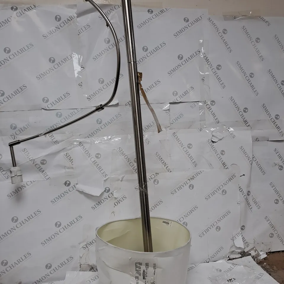 UNBOXED MENDEL FLOOR LAMP 