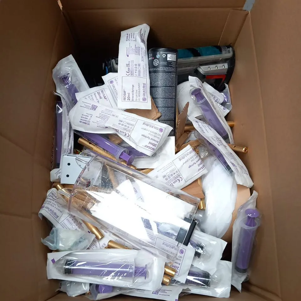 LARGE QUANTITY OF ASSORTED HOUSEHOLD PRODUCTS AND ACCESSORIES TO INCLUDE; MOUNTAIN WAREHOUSE WASH N PROOF, MAXIMA AIR FRESHENER AND DARTS FLIGHTS