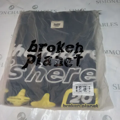 SEALED BROKEN PLANET THE FUTURE HERE T-SHIRT SIZE M 