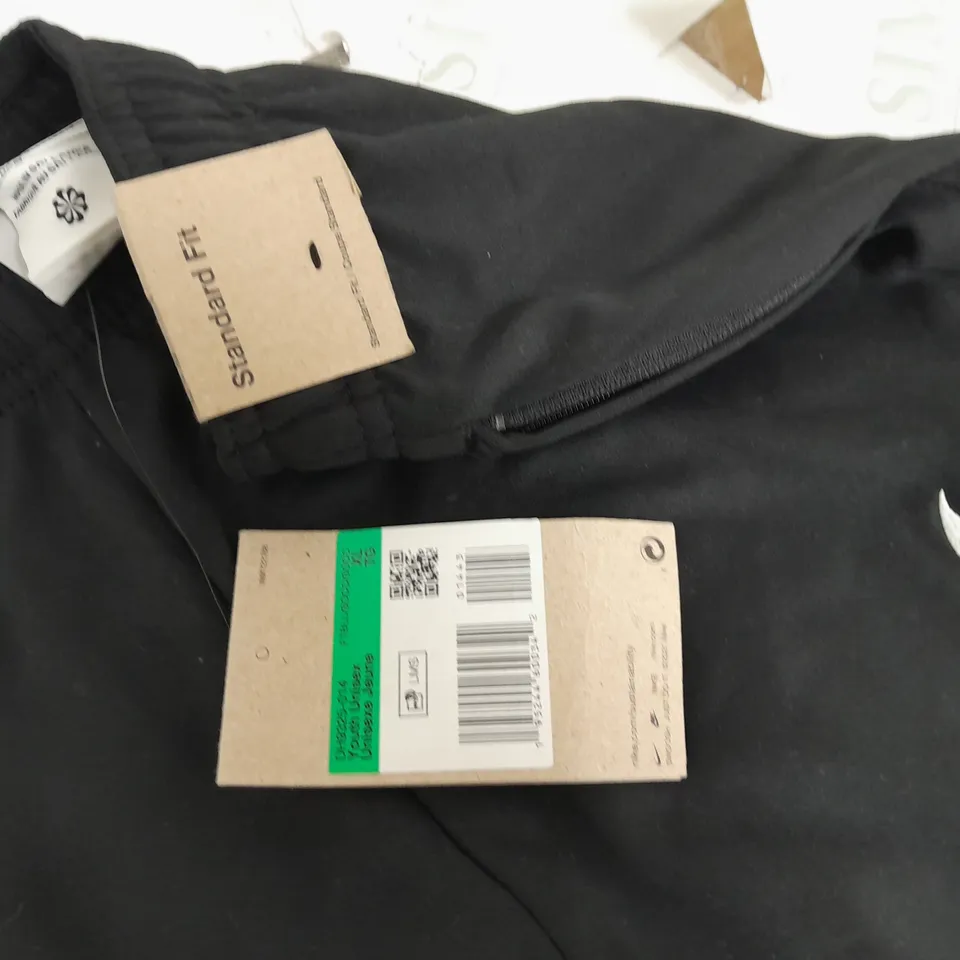 NIKE YOUTH BLACK TRACK PANTS - XL