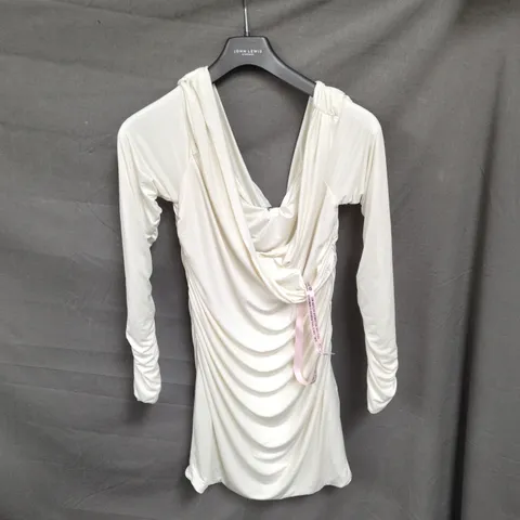 OH POLLY CREAM DRAPED FRONT DRESS – XXL (UK 20)