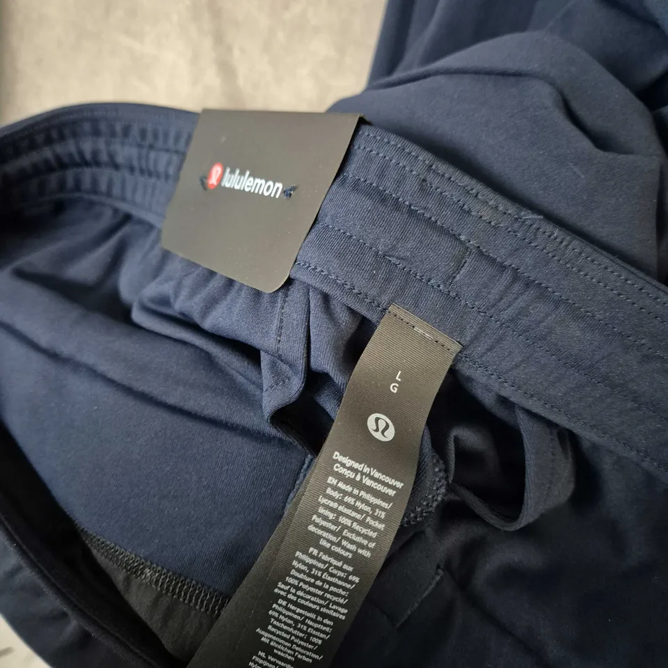 LULULEMON DAYDRIFT CLASSIC-FIT TROUSER – NAVY, REGULAR, UK MEDIUM (ORIGINAL: M)