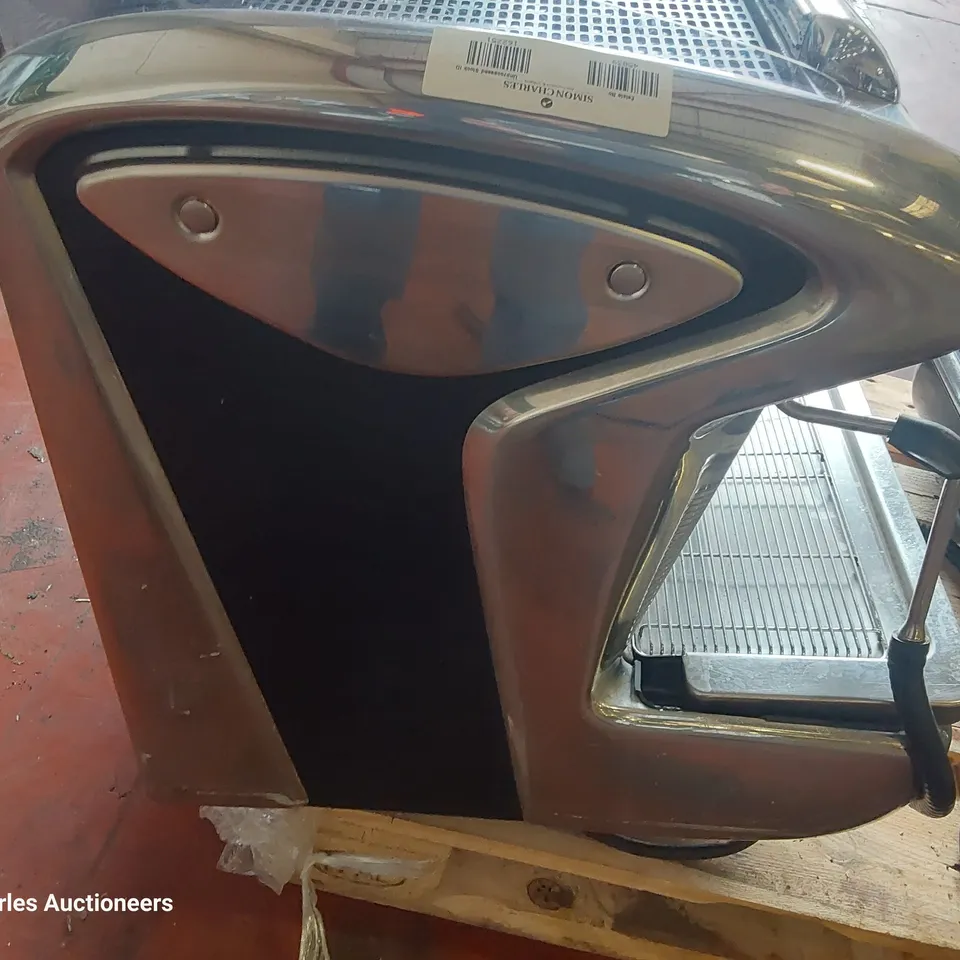 TRADITIONAL FAEMA EMBLEMA COFFEE MACHINE