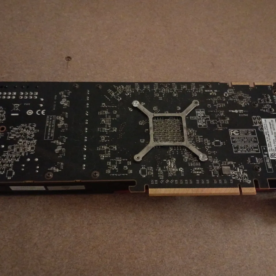 XFX RADEON HD 7970 GRAPHICS CARD (R7970) – PCIE