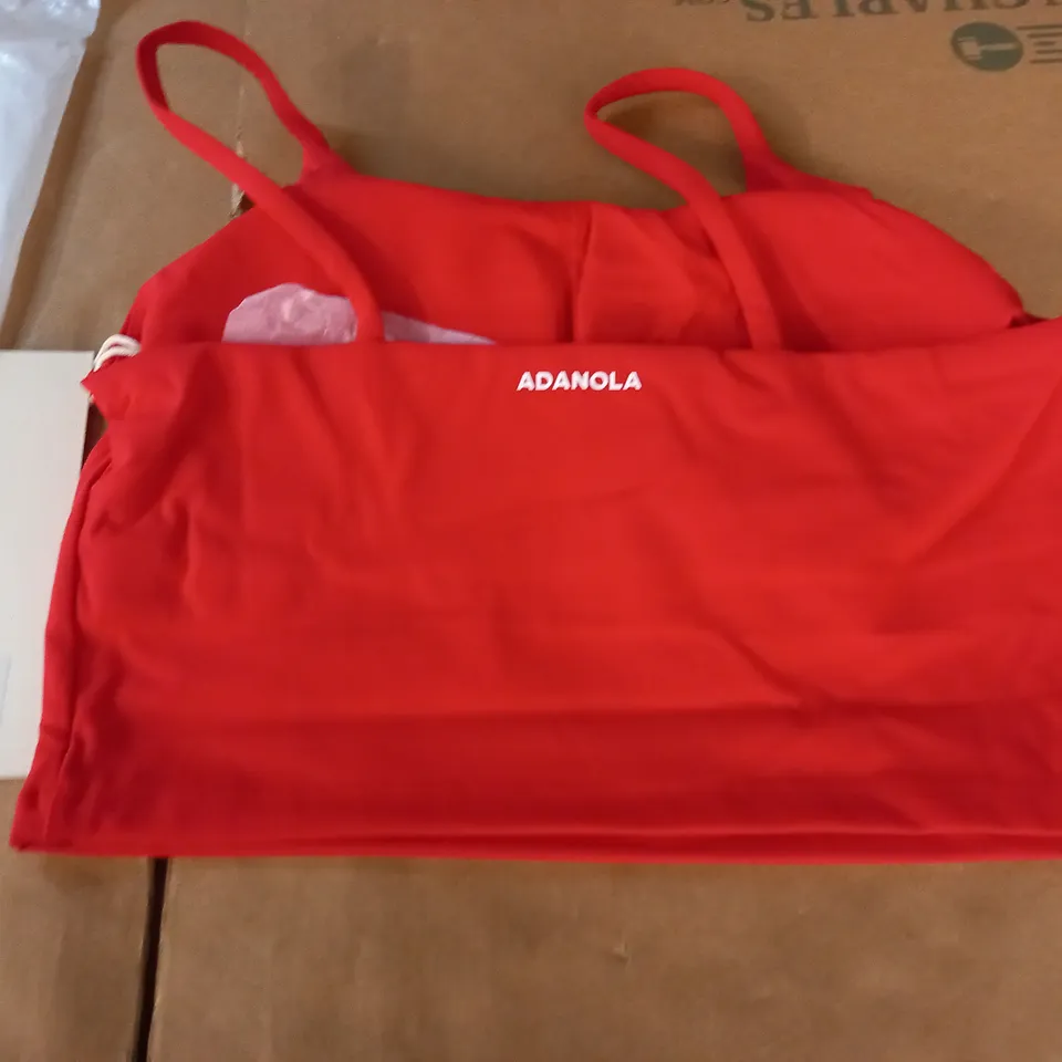 ADANOLA TANK BRA IN CHILLI RED - M