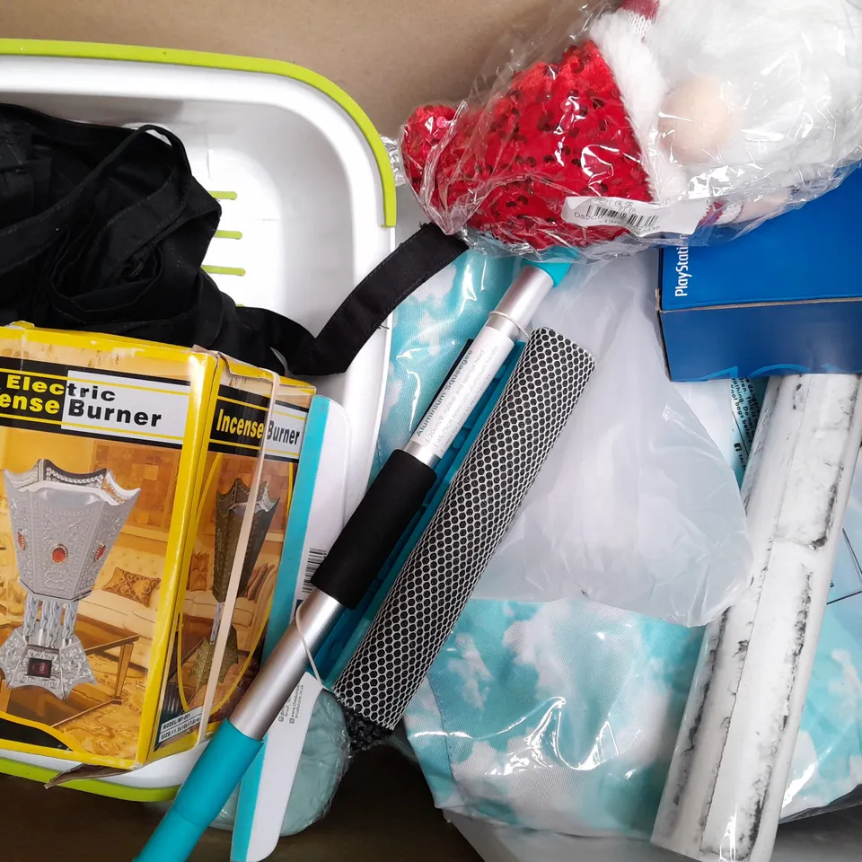 BOX OF APPROXIMATELY 20 ASSORTED HOUSEHOLD ITEMS TO INCLUDE ULTRASONIC AOMA HUMIDIFIER, WINDOW INSULATION KIT, ETC
